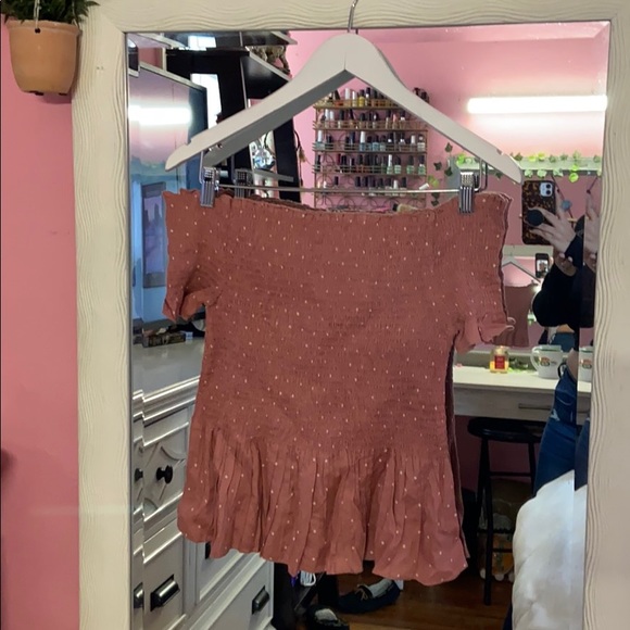 Off the shoulder top - Picture 2 of 4